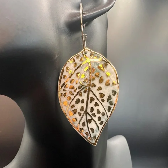 Handmade Luxury Ceramic Earrings – Unique, Lightweight, and Artistic Jewelry - Picture 5 of 11